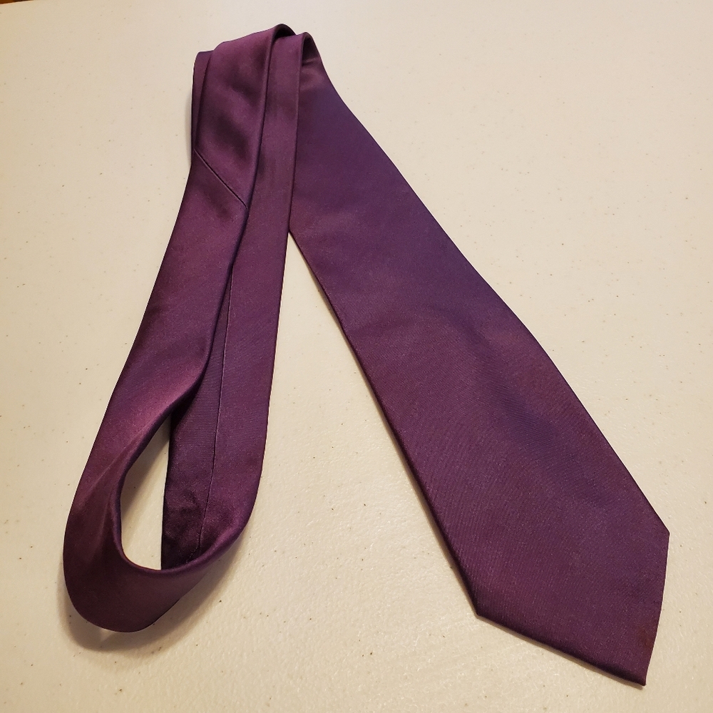 Calvin Klein Necktie Solid Purple Pattern Silk Ne… - image 2